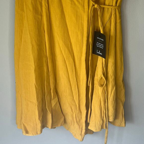 NWT! Lulus Mustard Yellow Short Sleeve Wrap Dress Size Small - Picture 8 of 12